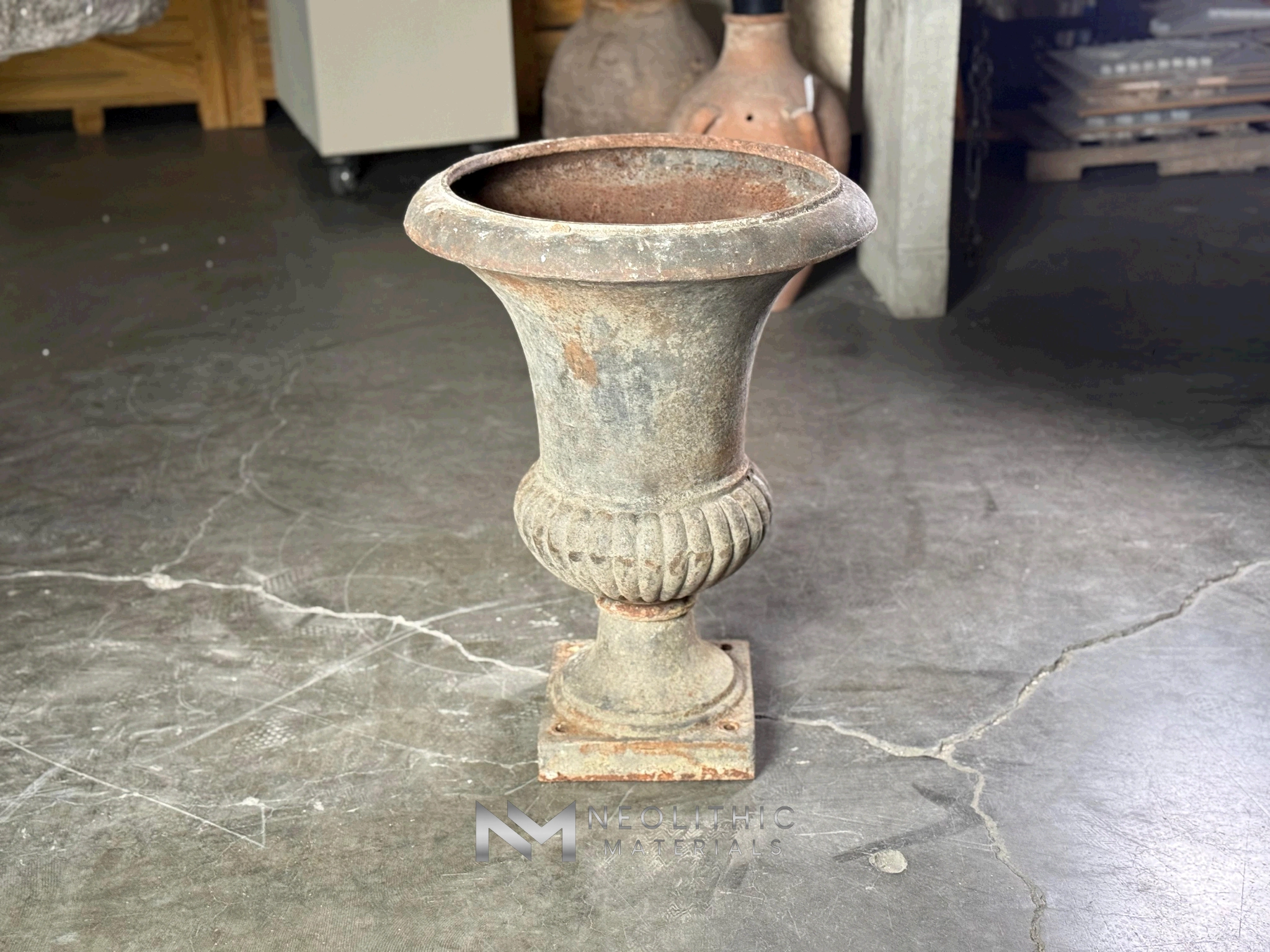 French Antique 19th Century Cast Iron Vase - Image 7